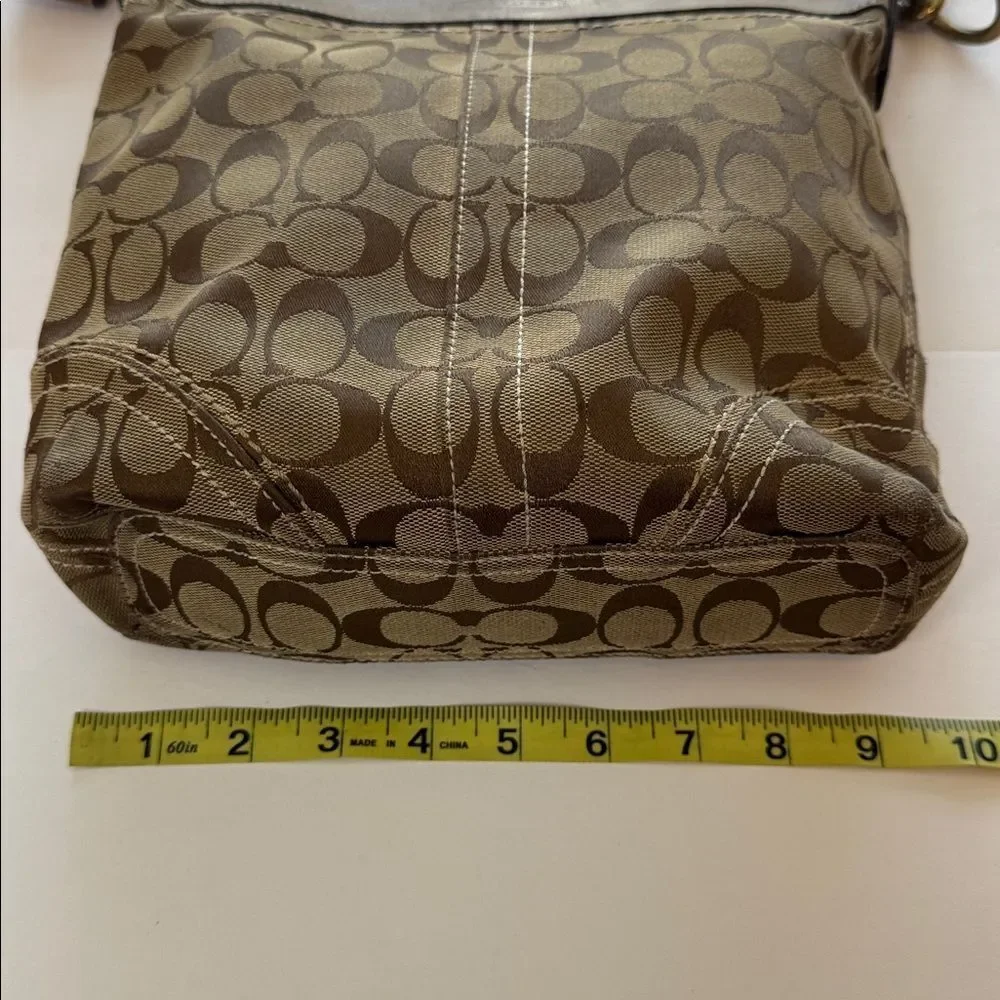 Vintage Coach Signature Crossbody Shoulder Bag
